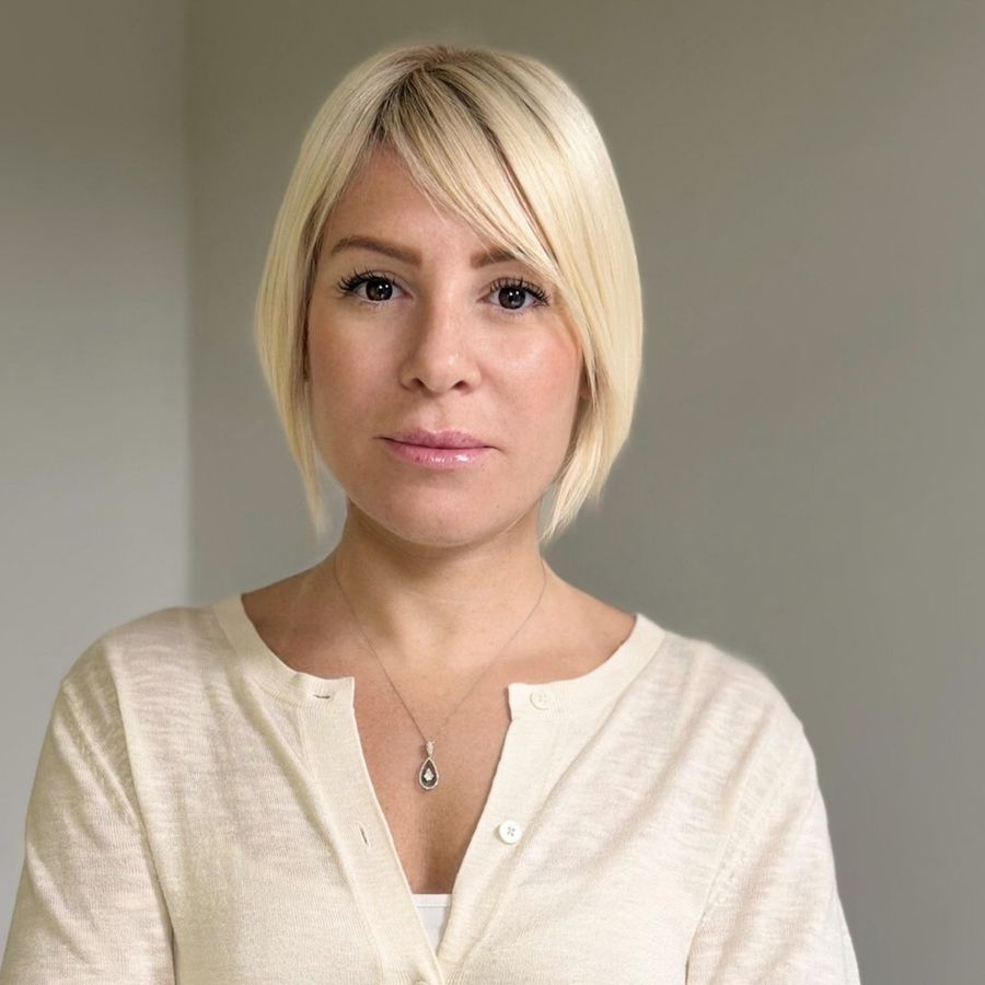 Damla Sübar, portre