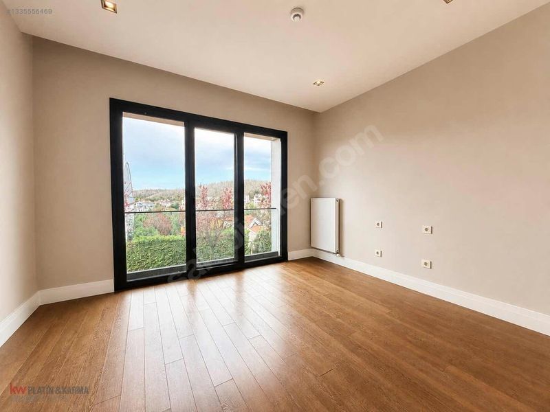 Terrace Hayat'ta önü açık tripleks villa, 5